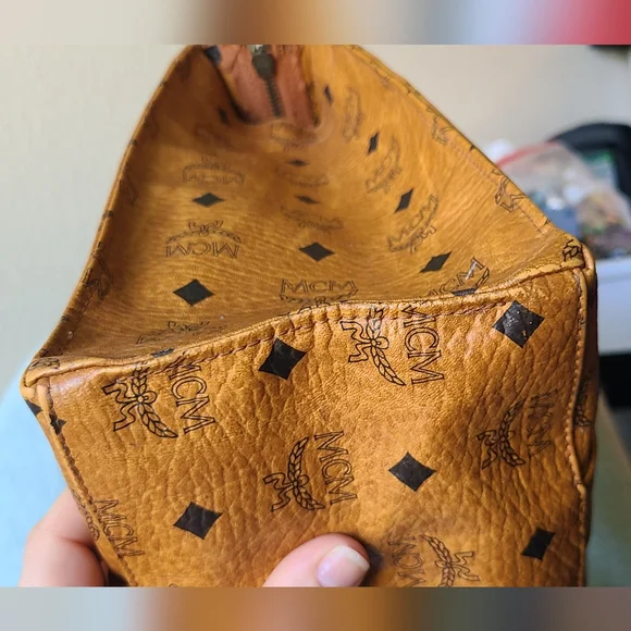 Vintage MCM Cognac Leather Tote Bag - Picture 6 of 13